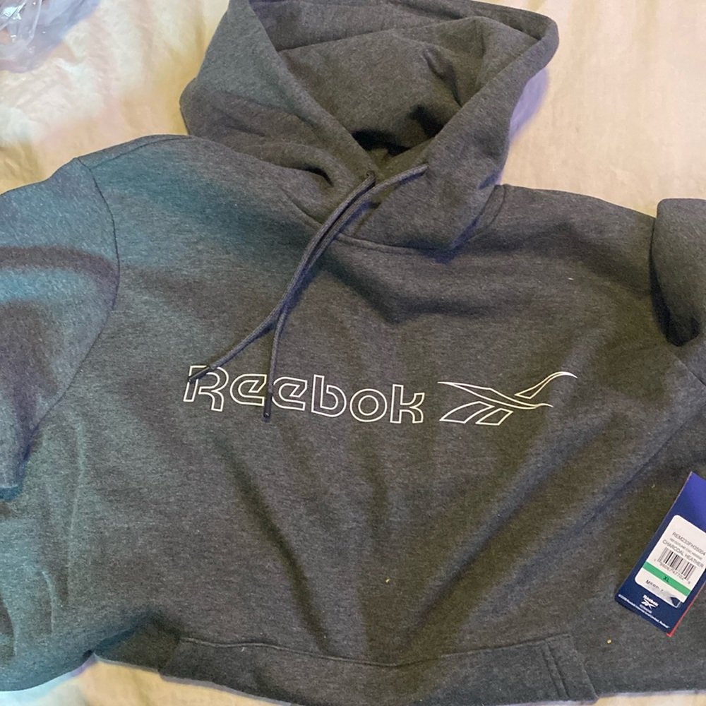 New with Tags Mens Reebok hoodie